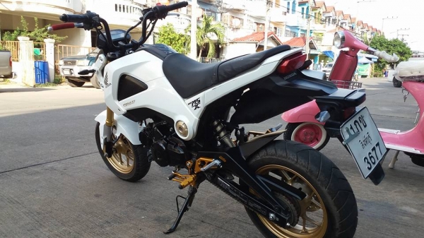 ขาย Honda msx รถออกเมื่อ มกราคมครับ ยังไม่ถึงปีเลยครับ รถใช้น้อยมากครับ เอกสารทะเบียนพร้อมโอนครับ ราคา 49,900 บาทครับ สนใจติดต่อ 0826336557 โป้งครับ รับเทรินทุกรุ่นครับ.