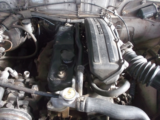 ขายเครื่องยนต์ ISUZU มังกร 90แรง ฝาดำ พร้อมเกียร์  เครื่องแน่นดีมาก  ยังอยู่ในรถ