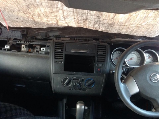 นิสสัน ทีด้า