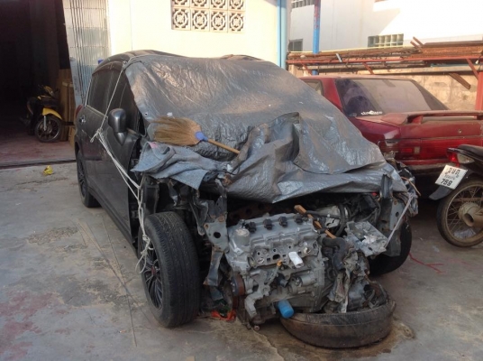 นิสสัน ทีด้า