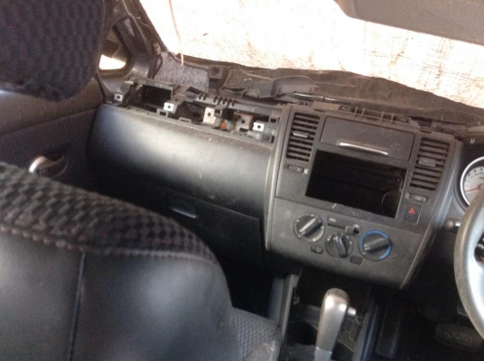 นิสสัน ทีด้า