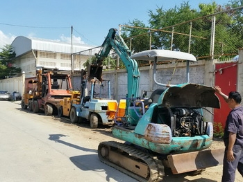 รถขุด แบคโฮ KOMATSU : PC 20-7E บูมอาร์ม หัวกระแทกในตัว ใช้งานง่าย จะขุดจะเจาะ ก็สะดวก รถขุด แบคโฮ KOMATSU : PC 20-7E บูมอาร์ม หัวกระแทกในตัว ใช้งานง่าย จะขุดจะเจาะ ก็สะดวก