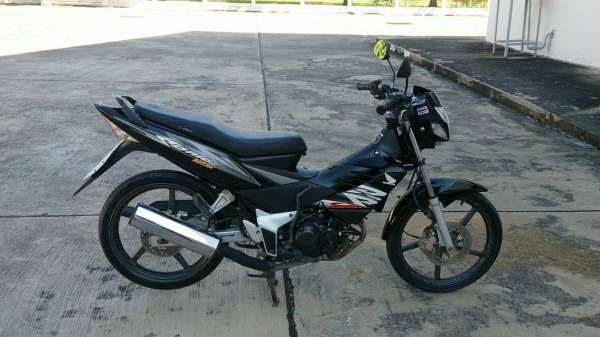 sonic สตาร์ทมือ สวย พร้อมใช้งาน