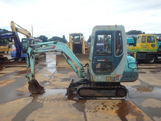 Yanmar B22-2 เก่าญี่ปุ่น