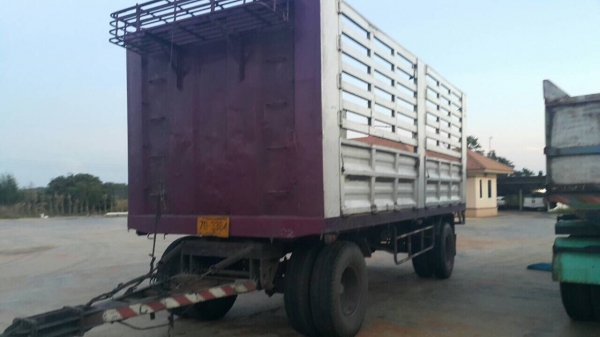 ขายลูกพ่วง ไม่ดั้มคอกเหล็ก อู่พนัส ยาว 6.40 ม. สวยพร้อมใช้ เล่มพร้อมโอน ขายลูกพ่วง ไม่ดั้มคอกเหล็ก อู่พนัส ยาว 6.40 ม. สวยพร้อมใช้ เล่มพร้อมโอน