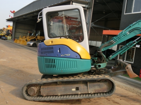 Komatsu PC40MR-1 เก่าญี่ปุ่น ตู้เก๋ง