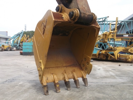 Cat 320D #CAT0320DCBWZ03704 ปี 2008 รถเก่านอก ไม่เคยใช้งานในไทย ตอนนี้รถจอดที่ีบางปะอิน อยุธยา สนใจติดต่อ ใหม่ 061-4194022