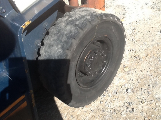 Toyota 5fg10 สภาพดีพร้อมใช้ติดแก๊สแล้ว เพิ่งเข้าจากญี่ปุ่นครับราคาไม่แพงครับ