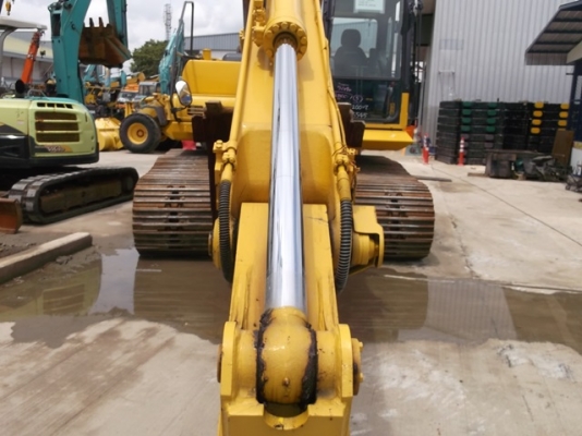 โคมัตสุ PC200-7 #205545 ปี 2003 รถเก่าญี่ปุ่น ไม่เคยใช้งานในไทย สภาพดีค่ะ ตอนนี้รถจอดบางปะอิน อยุธยา สนใจติดต่อ ใหม่ 061-4194022 โคมัตสุ PC200-7 #205545 ปี 2003 รถเก่าญี่ปุ่น ไม่เคยใช้งานในไทย สภาพดีค่ะ ตอนนี้รถจอดบางปะอิน อยุธยา สนใจติดต่อ ใหม่ 061-4194022