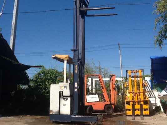 รถยกไฟฟ้าkomutsu fb15rs-8สภาพดีพร้อมใช้เก่าญี่ปุ่นแบ็ตฯเยี่ยมราคาไม่แพงครับ