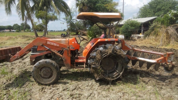 ถอดขายใบดันคานล่างคูโบต้า สำหรับคูโบต้ารุ่น 34,36เหมาะสำหรับงานนาและงานไร่ สภาพสมบูรณ์มากๆ