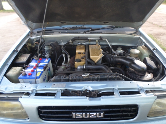 ขายรถกระบะ ISUZU TFR SPACE CAB SLX 2.5 ปี39  พวงมาลัยพาเวอร์โรงงานหน้าหนูแท้ตัวท็อปกระจกไฟฟ้า รถสภาพเดิมๆเครื่องดีไม่ไอไม่จามประหยัดน้ำมันสุดๆ ครัชชีเดิมสวยไม่มีผุช่วงล่างแน่นปึกรถบางเดิมเอกสารพร้อมโอนภาษีพรบ59+แอร์เย็น+เทปชีดี+ยางดี4เส้น+แม๊กไลเนอร์+ล้อแ