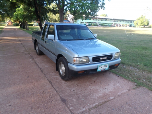 ขายรถกระบะ ISUZU TFR SPACE CAB SLX 2.5 ปี39  พวงมาลัยพาเวอร์โรงงานหน้าหนูแท้ตัวท็อปกระจกไฟฟ้า รถสภาพเดิมๆเครื่องดีไม่ไอไม่จามประหยัดน้ำมันสุดๆ ครัชชีเดิมสวยไม่มีผุช่วงล่างแน่นปึกรถบางเดิมเอกสารพร้อมโอนภาษีพรบ59+แอร์เย็น+เทปชีดี+ยางดี4เส้น+แม๊กไลเนอร์+ล้อแ