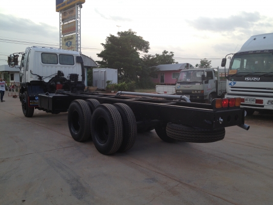 ขาย 10 ล้อหัวแชชซี HINO สิงห์ไฮเทค เครื่อง M10C 240 แรงม้า รถเก็บงานใหม่พร้อมรับประกัน พร้อมทะเบียน