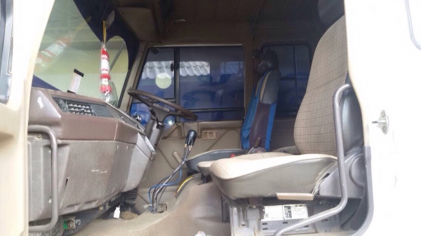 ขายรถบรรทุกสิบล้อไม่ดัมพ์ MITSUBISHI turbo เครื่อง 6D16 turbo - 220 แรง 2 เพลา TF#36xx ทะเบียนพร้อม ขายรถบรรทุกสิบล้อไม่ดัมพ์ MITSUBISHI turbo เครื่อง 6D16 turbo - 220 แรง 2 เพลา TF#36xx ทะเบียนพร้อม