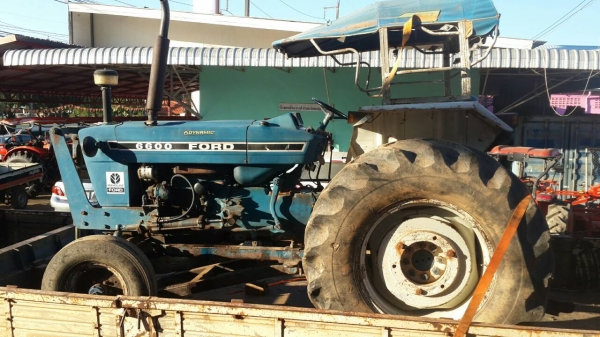 ขายรถฟอร์ด 5000 ขายรถฟอร์ด 5000