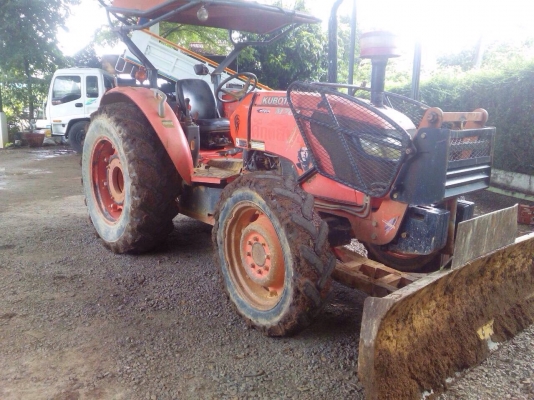 ขายรถไถ FORD 7040 - 2 เพลา เอกสารเล่มทะเบียน เดิมๆ ตามรุ่น อุปกรณ์ผานหน้า พร้อมใช้งาน ขายรถไถ FORD 7040 - 2 เพลา เอกสารเล่มทะเบียน เดิมๆ ตามรุ่น อุปกรณ์ผานหน้า พร้อมใช้งาน