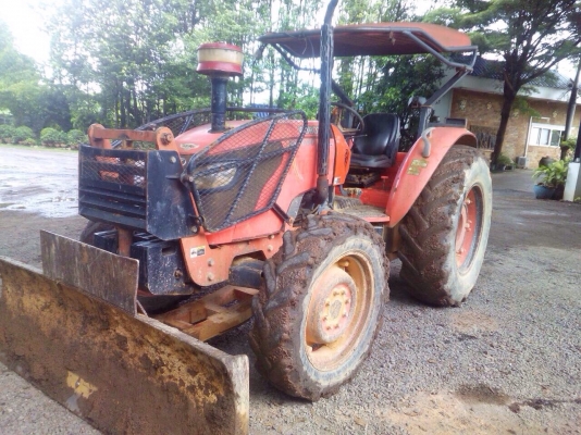 ขายรถไถ FORD 7040 - 2 เพลา เอกสารเล่มทะเบียน เดิมๆ ตามรุ่น อุปกรณ์ผานหน้า พร้อมใช้งาน