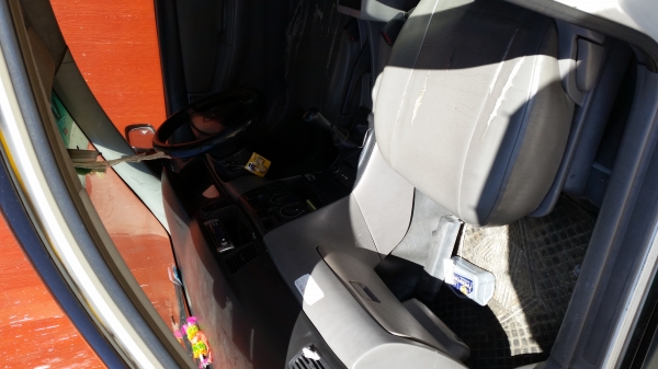 ขายรถเก๋งอัลติสเครื่อง1.6ติดแก๊สLPG  แอร์เย็น สนใจ 099-2489947