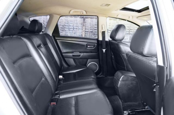 2008 MAZDA 3  2.0CC  รถสวยคับ