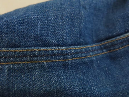 เสื้อแจ็คเก็ตยีนส์   Wrangler MADE IN U.S.A.รุ่นเก่าสามตะเข็บป้ายขาว