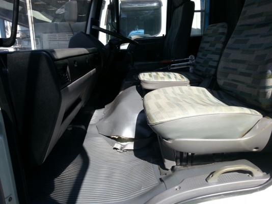 รถฮีโน่ 10 ล้อดั้ม FM3H  195 แรงม้า. ปี 38   ( *** รถสวย. )    สนใจติดต่อ  084 - 7693391