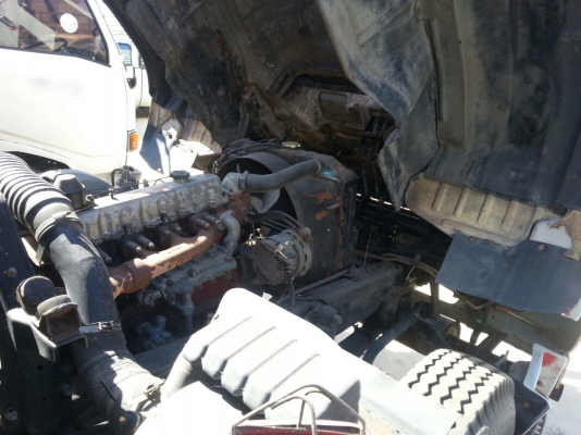 รถฮีโน่ 10 ล้อ FL3H  บรรทุกน้ำมัน 195 แรงม้า.  ( เพลา เดียว. )     สนใจติดต่อ  084 - 7693391