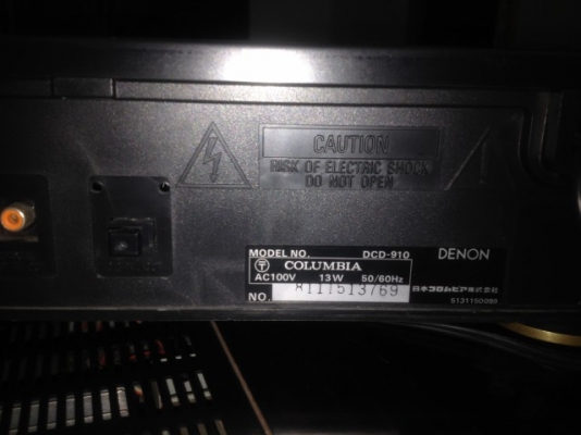 CD AUDIO DENON DCD 910 เก่าญี่ปุ่นเเท้ใช้ไฟ100Vสภาพดีใช้งานได้ปกติ