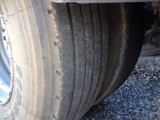 ขายรถสิบล้อหัวลาก HINO FM2P 360แรง NGV โรงงาน ปี55 รถสวยพร้อมใชงาน