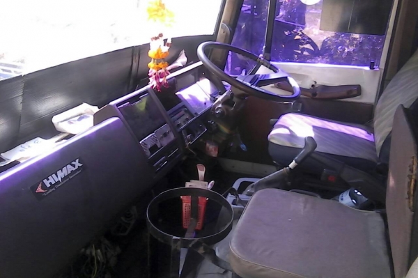 หัวเก๋งซูโม่ หัวนอกครับ ตามสภาพ 32,000(ส่งได้ครับ) 0892095791  หัวมืผุ(จองแล้วครับ)ขอบคุณช่างเขียว นครสวรรค์ครับ