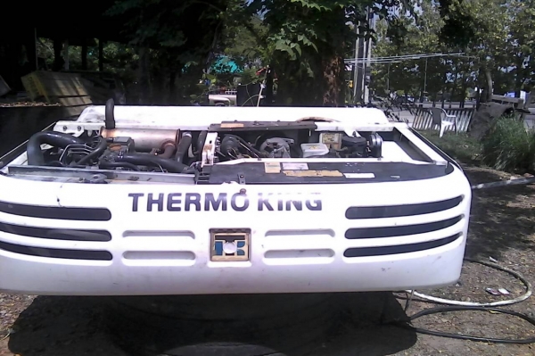 เครื่องทำความเย็นเทอโมคิงส์รุ่น md300 -18-25 ได้ครับเพิ่งยกลงสวยๆครับ ขาย 280,000 บาท 0892095791 บอย