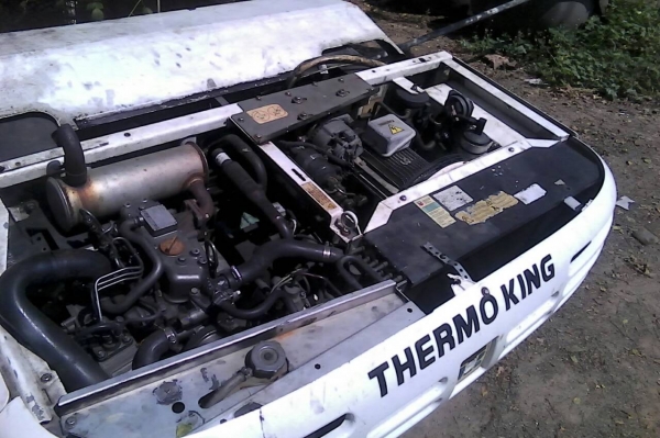 เครื่องทำความเย็นเทอโมคิงส์รุ่น md300 -18-25 ได้ครับเพิ่งยกลงสวยๆครับ ขาย 280,000 บาท 0892095791 บอย