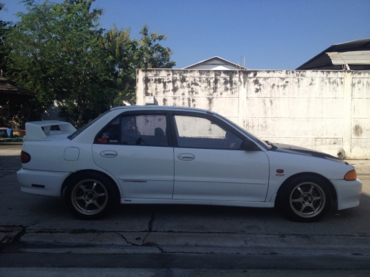 อีคาร์โว่2 พร้อมใช้แก็ส น้ำมัน แอร์หนาว ช่วงล่างแน่น อีคาร์โว่2 พร้อมใช้แก็ส น้ำมัน แอร์หนาว ช่วงล่างแน่น