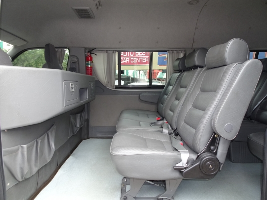 รถตู้มือสอง สวยไร้ตำหนิ เดิมๆออกห้าง ปี2010 เครื่องดีเวล สนใจโทรเลย 087-775-8887