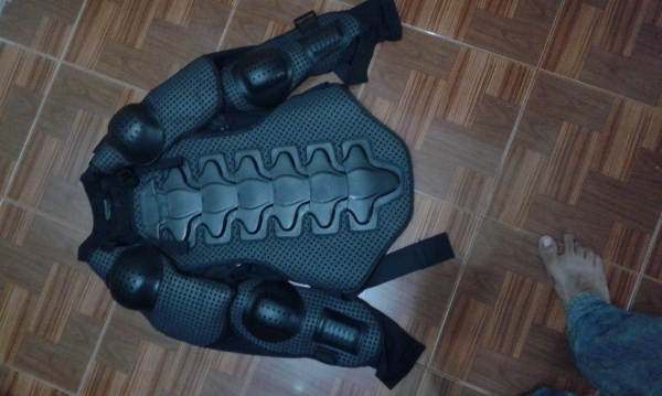 ขายเสื้อเกาะอ่อน 1,200 บาท ขายเสื้อเกาะอ่อน 1,200 บาท