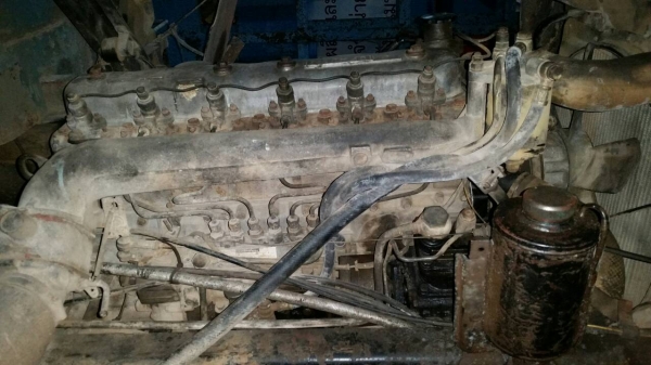 รถอีซูซุ 10 ล้อ พื้นเรียบ 165 แรงม้า.  ปี 40    สนใจติดต่อ  081 - 6079515