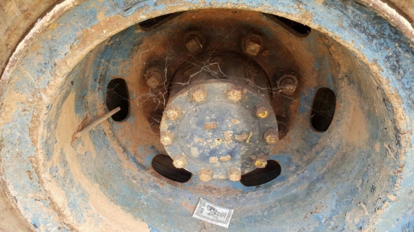 ขายรถโม่ปูน 5 คิว 10 ล้อเพลาเดียว ใช้งานได้ปกติ ไม่มีทะเบียน เครื่อง HO7C 180 แรงม้า ช่วงล่าง ZM เบรคลมดัน พวงมาลัยพาวเวอร์ ราคาคุยกันได้ครับ