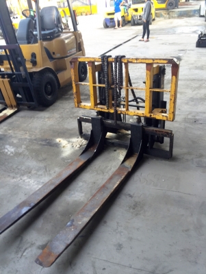 -:-*&bull;*ข า ย ร ถ ย ก นำ เ ข้ า*&bull;*-:-TCM FD25Z เสาสูง4.5เมตร งาเท เครื่องดีเซล สนใจติดต่อ083-062-0223(ปอนด์)