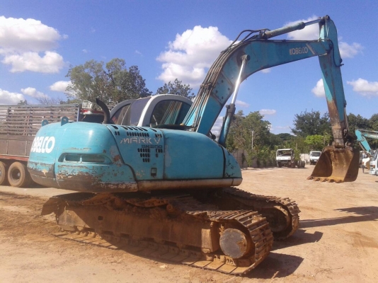 ขายด่วน KOBELCO SK200 MART 5 ธรรมดา เครื่องปั้มดีเยี่ยม ไฟฟ้าครบ โซ่หนาใบไม่สวย เอวมีขยับ เอกสารเล่มทะเบียน