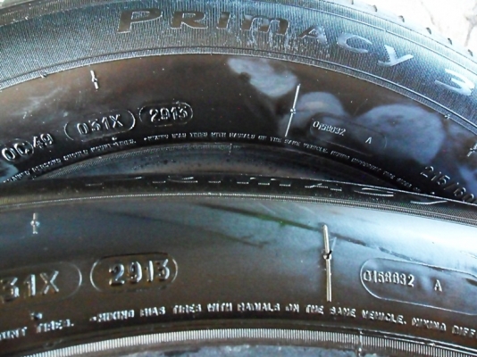 มิชลิน215-60-R16ลงพื้นปี14 (4เส้น3,600บ) มิชลิน215-60-R16ลงพื้นปี14 (4เส้น3,600บ)