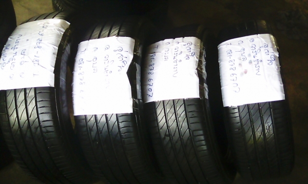 มิชลิน205-60-R16ลงพื้นปี14 (4เส้น3,400) มิชลิน205-60-R16ลงพื้นปี14 (4เส้น3,400)