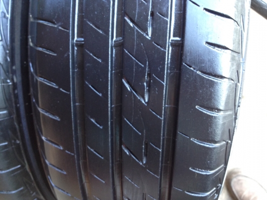 ยางBRIDGESTONE 195 65R15 ปี2014 สภาพสวยดอกเยอะมาก