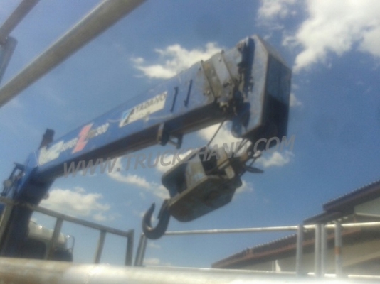 รถบรรทุก 6 ล้อติดเครน ยี่ห้อ HINO  รุ่น FF 3 H 195 แรงม้า  เครน TADANO 3 ตัน ขนาดกระบะ ยาว 6.40 เมตร