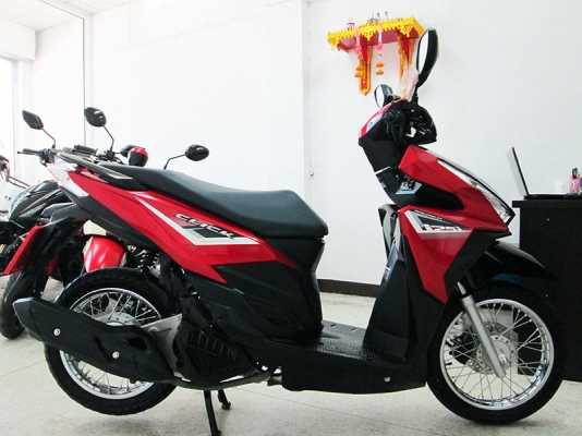 ขาย Honda Click 125I ปี 2015 ตัวใหม่ล่าสุด Idling stop ไมล์แท้ 4909 กม เครื่องหัวฉีดประหยัดน้ำมัน สภาพสวย สีแดง ดำ ราคา 39900 บาท