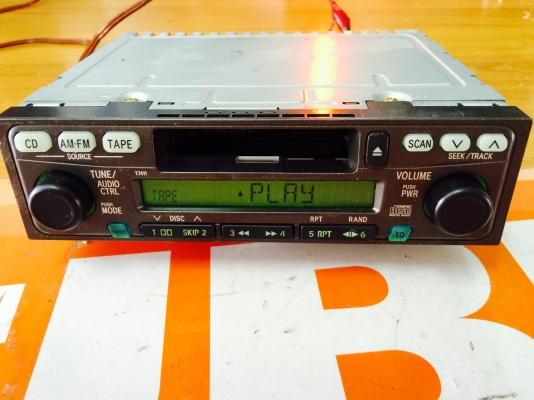 ขายวิทยุติดรถยนต์ TOYOTA 1 DIN สภาพเดิมเล่นเทปได้ปกติ ขายวิทยุติดรถยนต์ TOYOTA 1 DIN สภาพเดิมเล่นเทปได้ปกติ