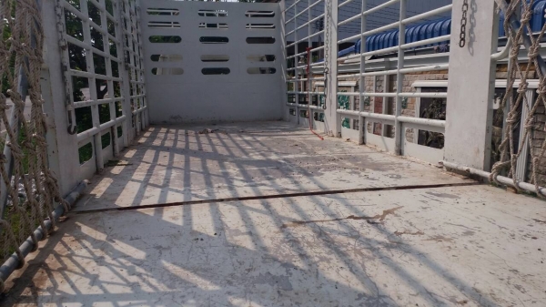 หกล้อ อีซูชุ NPR 115ปี36 ห้างแท้ เกียร์สั้น ช่วงยาว5ม สภาพดีสวยกริบบางเดิมพร้อมใช้  ทะเบียนพร้อมโอน