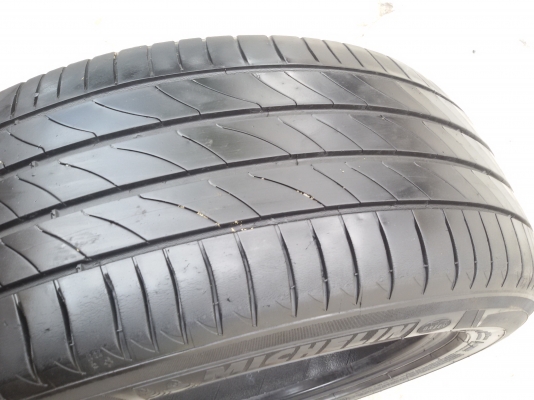 ขายยาง205/55/16 ปี 13  MICHERLIN 3ST  4 เส้น