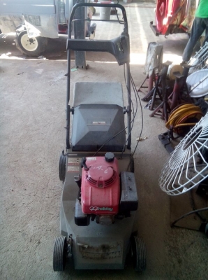 ขายรถตัดหญ้า เดิน ตาม มีเกียร์เดินหน้า Honnda เก่าญี่ปุ่น