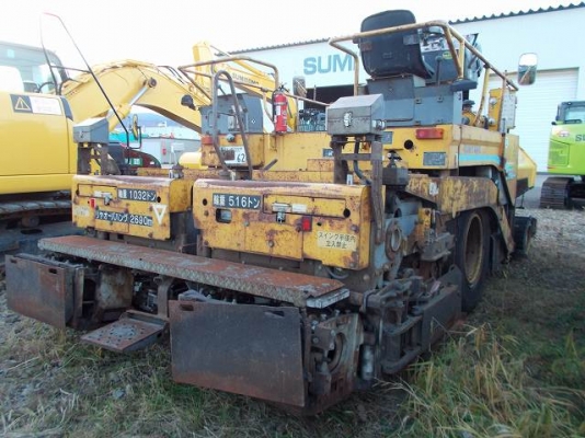 HA60W-3 ปูกว้าง 6เมตรครับ ปี1998 9,039ชม.สนใจติดต่อถามได้ครับ