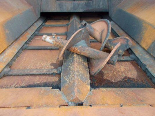 HA60W-3 ปูกว้าง 6เมตรครับ ปี1998 9,039ชม.สนใจติดต่อถามได้ครับ